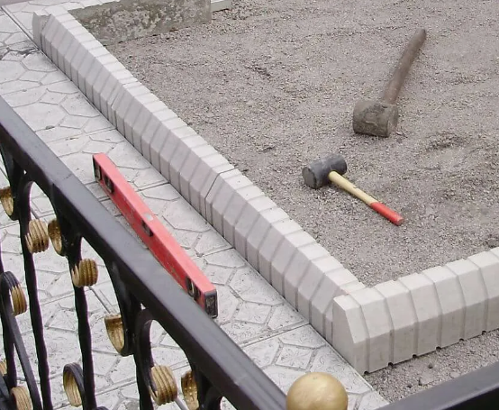 Можно ли менять памятник на могиле и как это сделать?